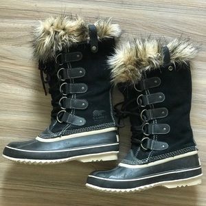 Sorel waterproof winter boots (Joan of Arctic)